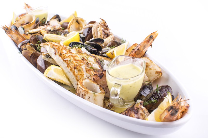 Mix of seafood with white wine